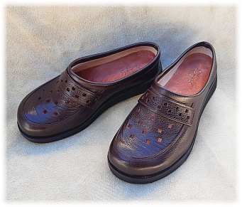 slide_plum