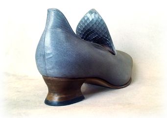 curved heel